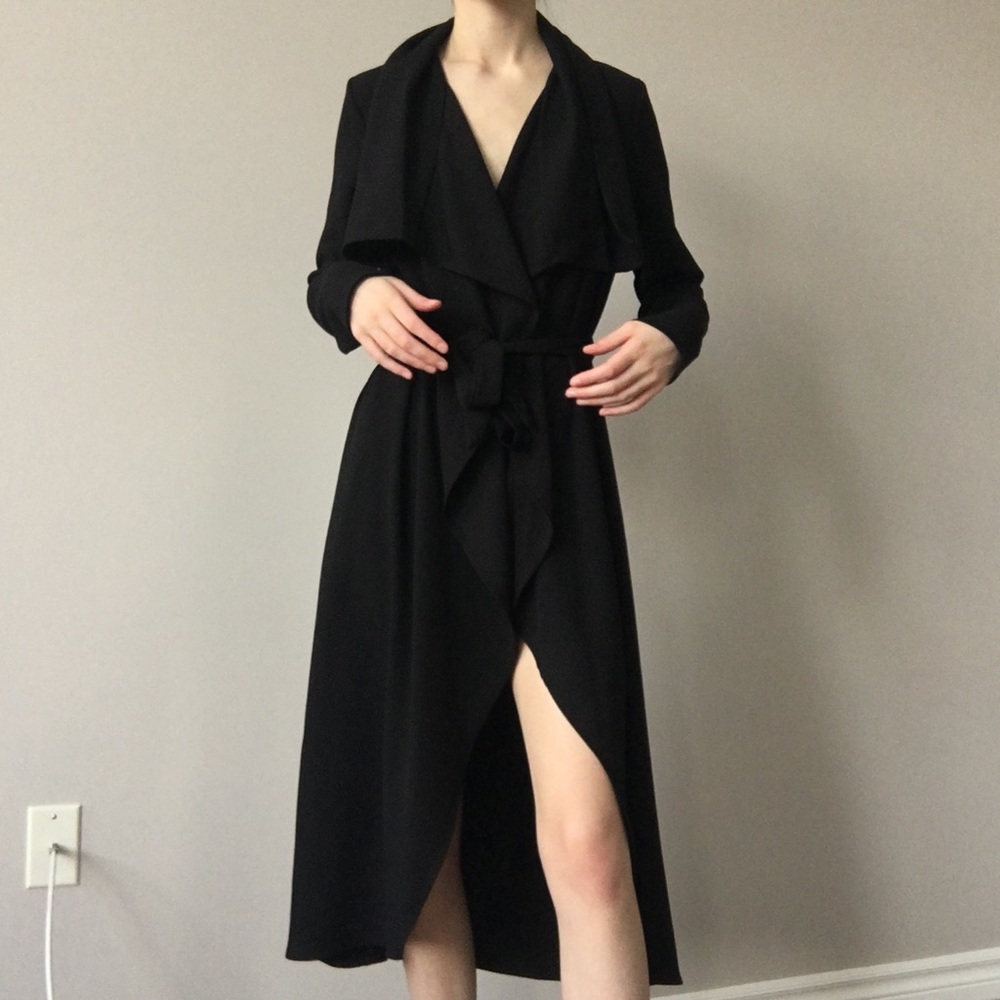 Black Trench Coat With Tie